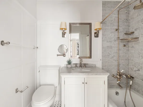 115 East 67th Street image 12 of 20