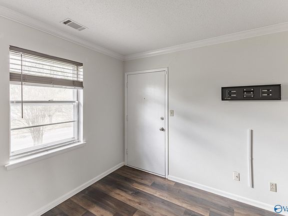 5th image of 1206 Willowbrook Dr SE APT D