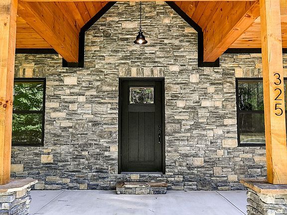 2nd image of 325 Mountain View Cir