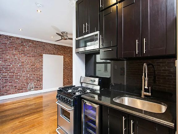 3rd image of 338 E 100th St APT 5C