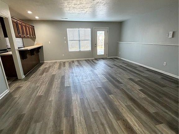 3rd image of 8408 Woodson Ct