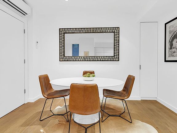 5th image of 241 W 107th St #Townhouse