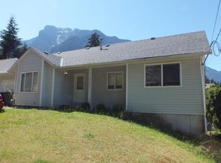 21343 Thacker Mountain Rd, Hope, BC V0X1L1