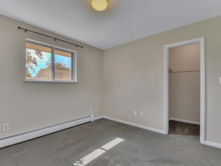 7687 Newman St — Photo 35