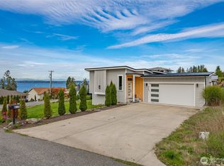 8728 Charel Dr, Blaine, WA