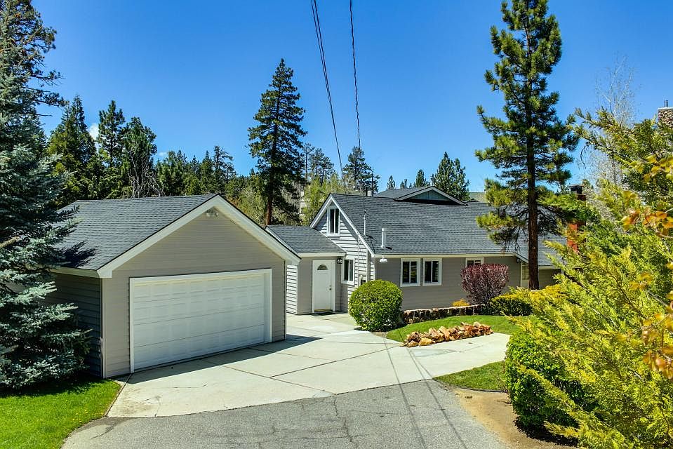 1st image of 39882 Lakeview Dr