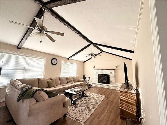 3rd image of 12956 Pearson Ranch Rd