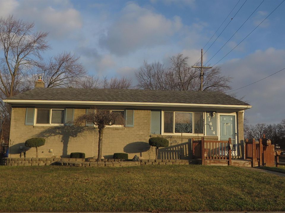 1st image of 31414 Glen St