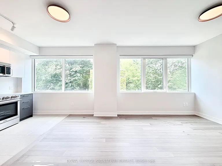 664 Spadina Ave #204 — Photo 8