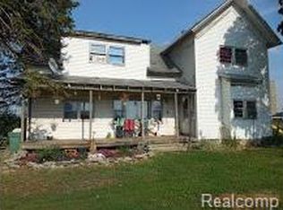 11264 Fowlerville Rd, Fowlerville, MI 48836
