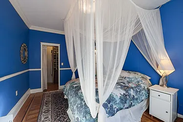 Rented by Nest Seekers International