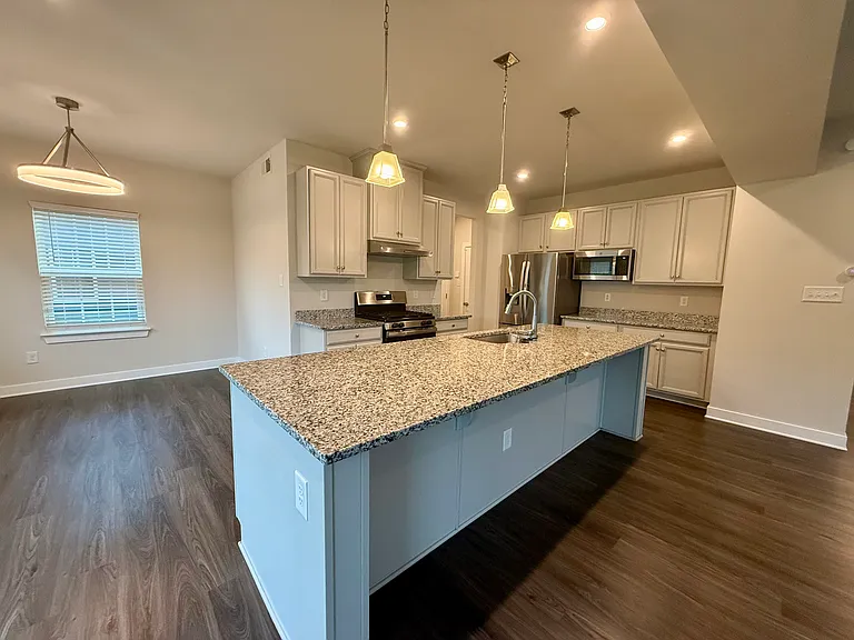 3601 Trillium Dr — Photo 17