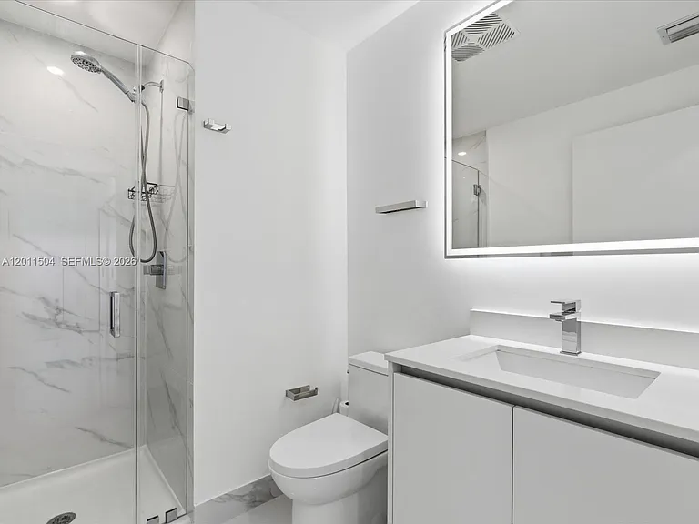 700 NE 24th St #4606 — Photo 33