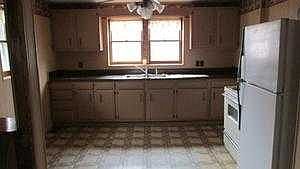 1st image of 907 Grant St