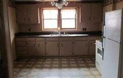 907 Grant St, Eldorado, IL, 62930