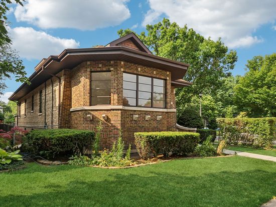 5253 Cleveland St, Skokie, IL 60077