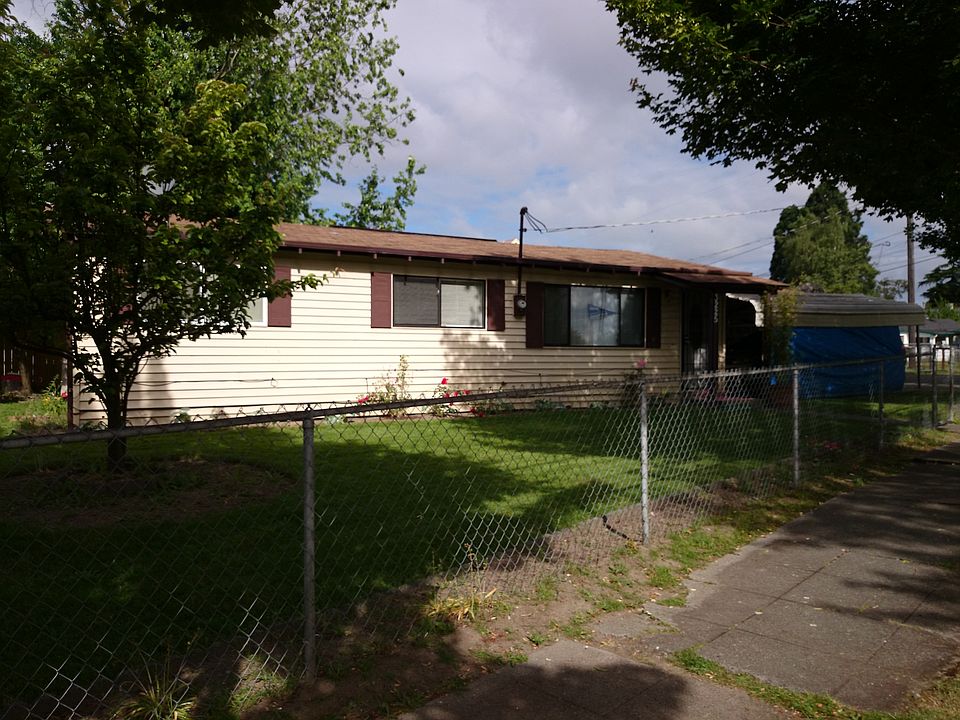 1st image of 3225 S Holden St