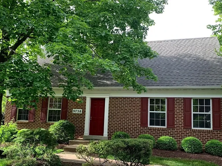 9758 Pleasant Gate Ln — Photo 1