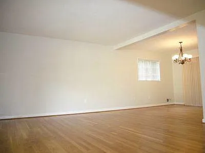 7716 Cayuga Ave — Photo 7