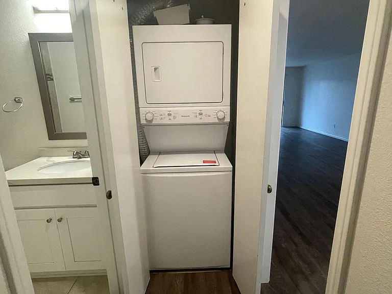 3525 Lebon Dr #105 — Photo 27