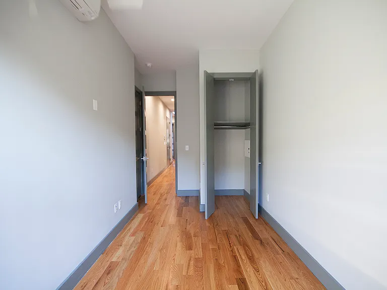 86 Suydam St #1L — Photo 9