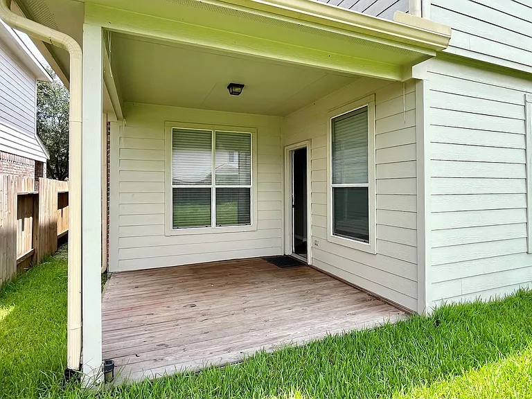 2522 Oakthorn Ct — Photo 14