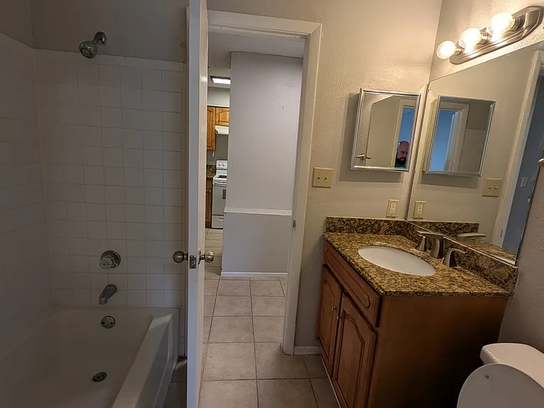 224 Afton Sq #301 — Photo 15