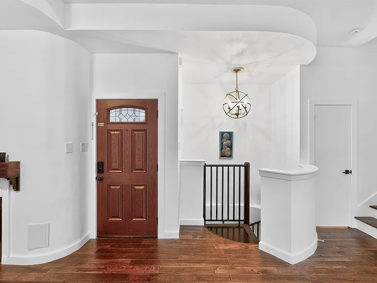 2716 Bagby St — Photo 12