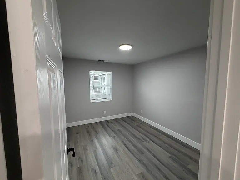 3811 15th Ave #1/2 — Photo 8