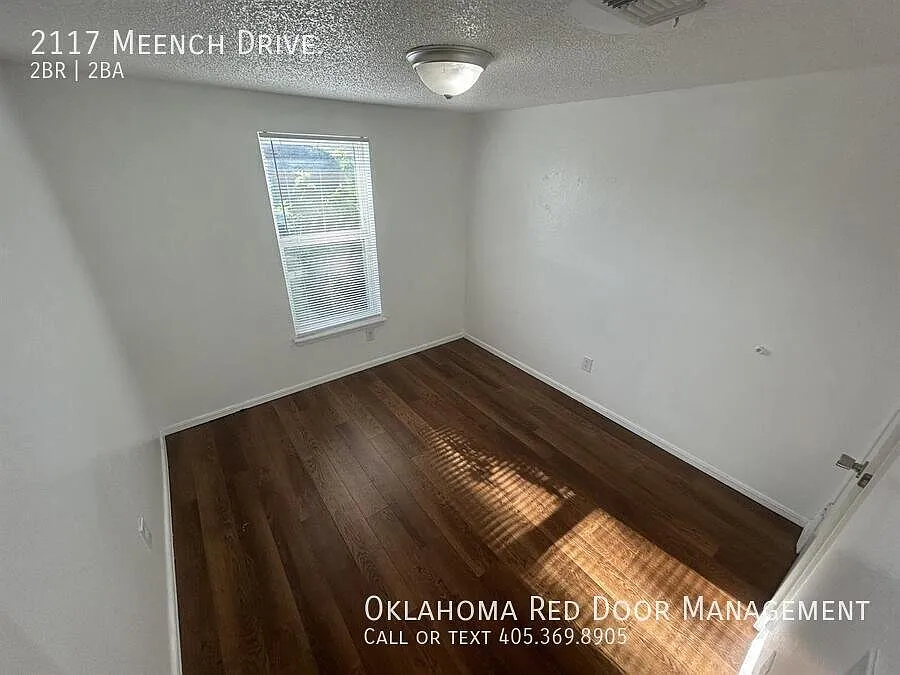 2 bed, 823 sqft, $1,275 — Photo 4