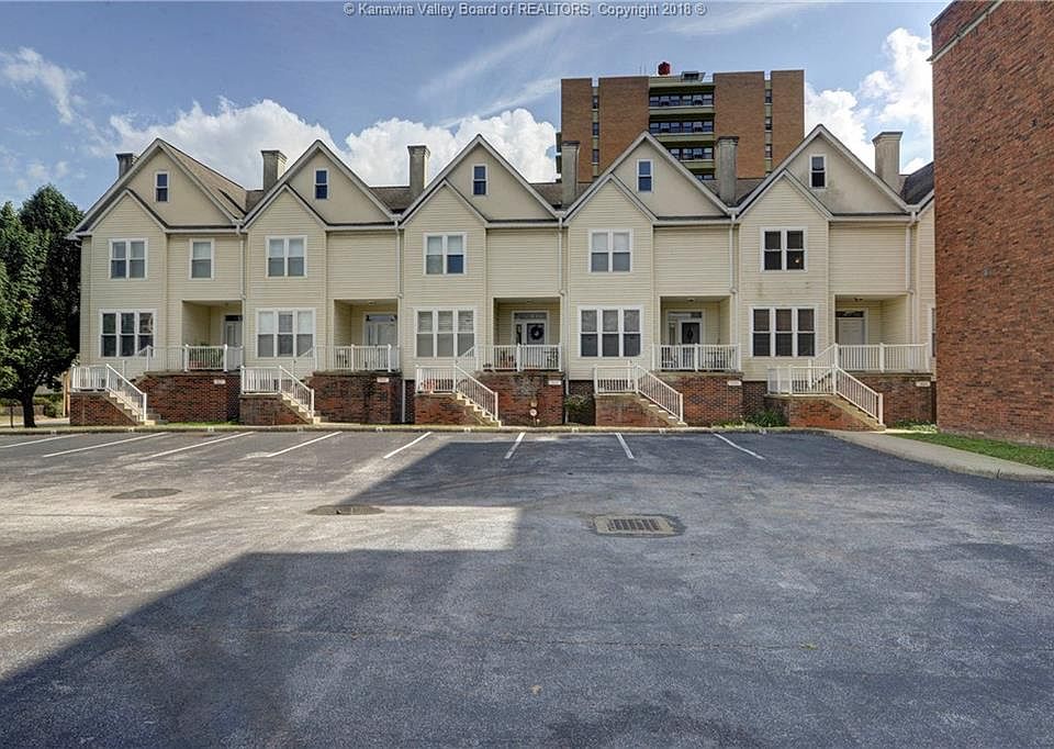 1st image of 1313 Lee St E