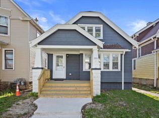 3876 N 22nd St, Milwaukee, WI 53206