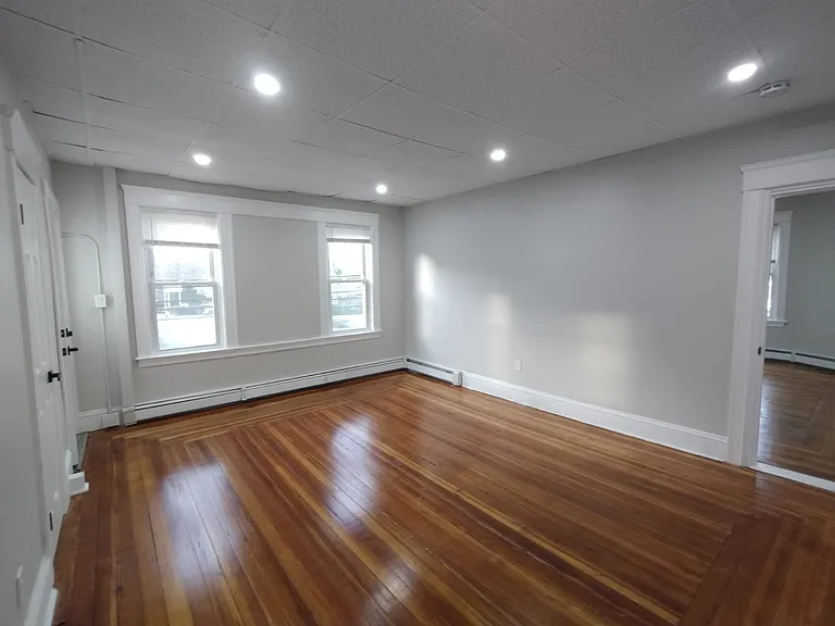 172 N Main St #2NDF — Photo 10