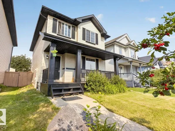 722 88a St SW, Edmonton, AB T6X 1C4