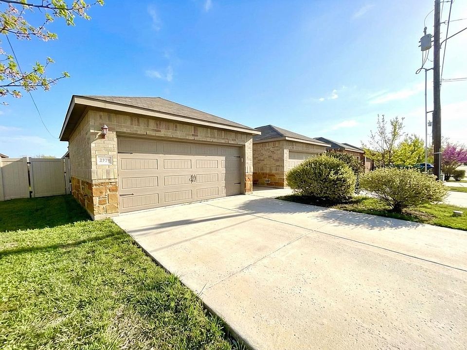 1st image of 2575 Pahmeyer Rd
