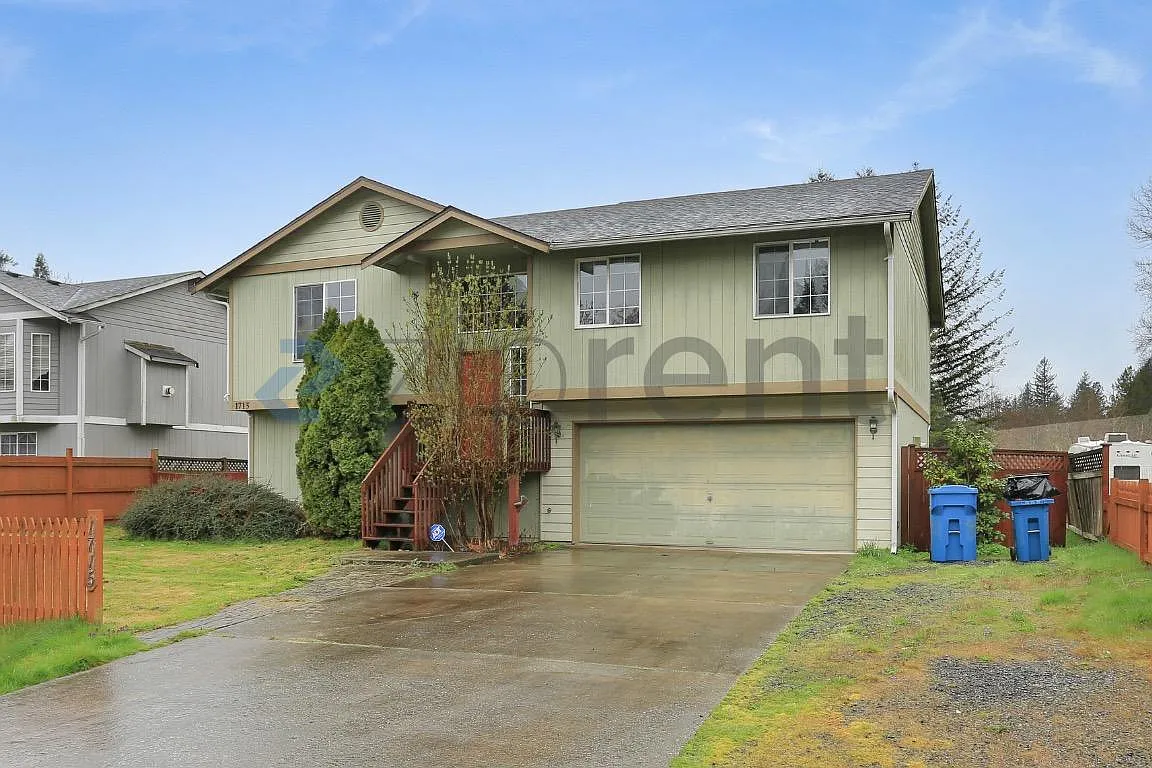 1715 Gohr Rd photo 1