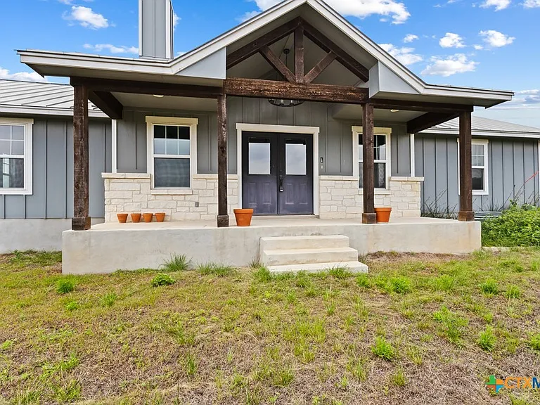 4574 Bump Gate Rd — Photo 1