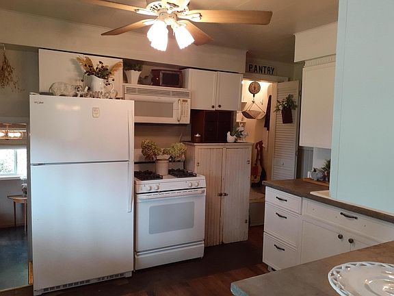 3rd image of 11383 Northland Dr NE
