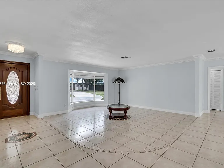 18370 SW 212th St — Photo 26