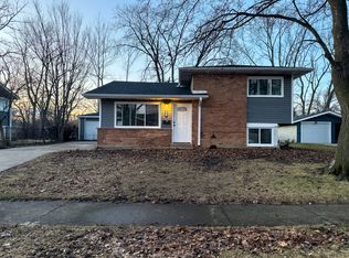 305 Winnebago St, Park Forest, IL