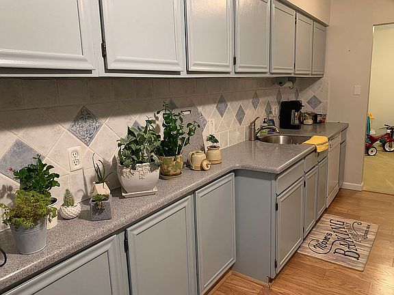 5th image of 41788 Broquet Dr #281