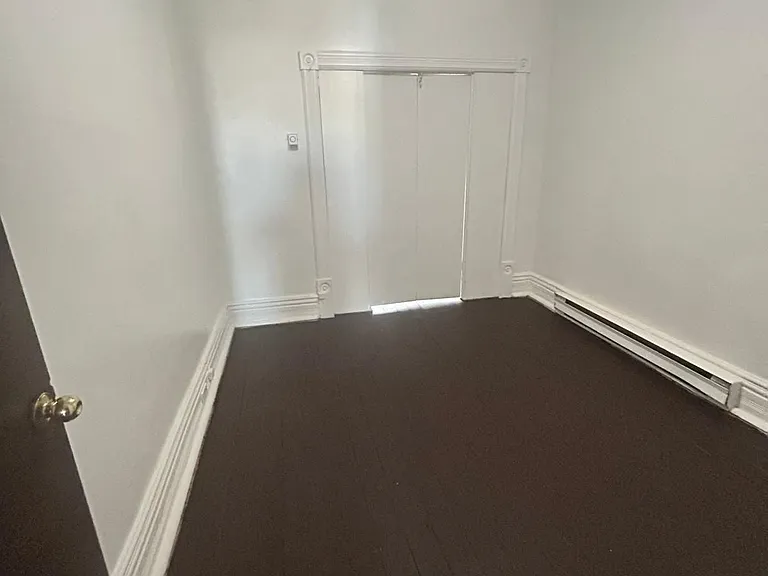 164 Charlotte St #6 — Photo 8
