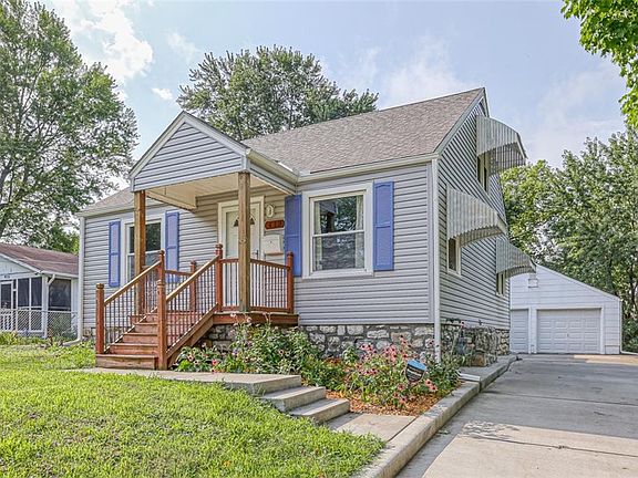 3rd image of 413 W Southside Blvd