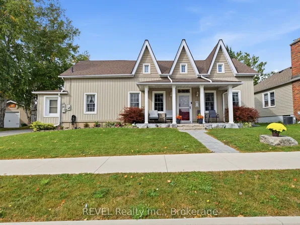 61 Queen St N, Thorold, ON L2V 2R2