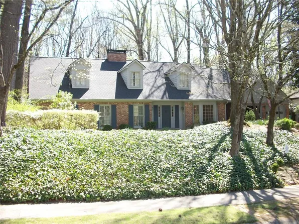 993 Castle Falls Dr, Atlanta, GA 30329