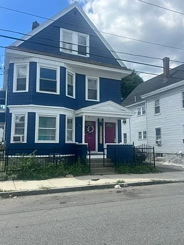 2 bed, 1.0 bath, 850 sqft, $2,100 — Photo 3