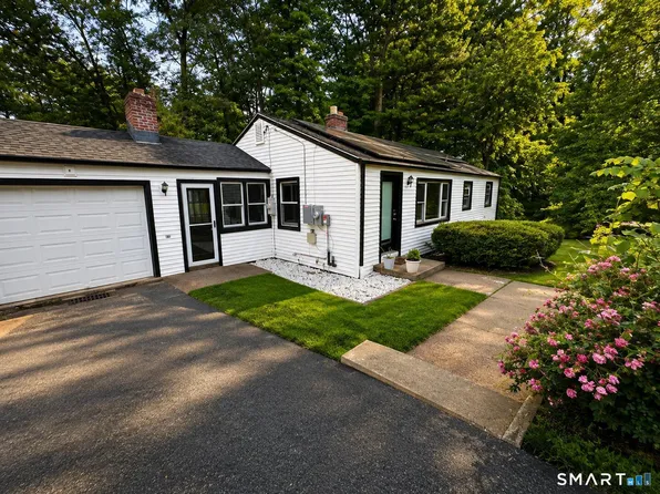 29 Barry Lane, Simsbury, CT 06070