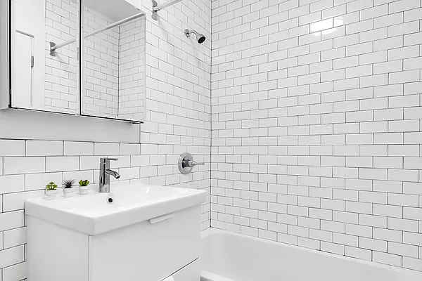 Rented by Freestone Property Group | media 8