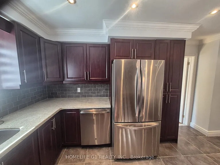 34 Mystic Ave #MAIN FLOOR — Photo 18