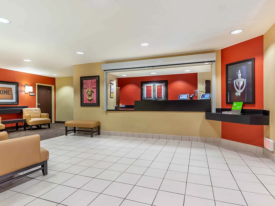 Lobby and Guest Check-in